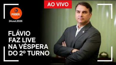 Flávio Bolsonaro realiza transmissão ao vivo na véspera do segundo turno