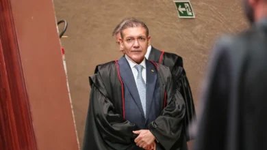 Flávio Bolsonaro recorre ao TSE e acusa canal apoiador de fraudar buscas na web