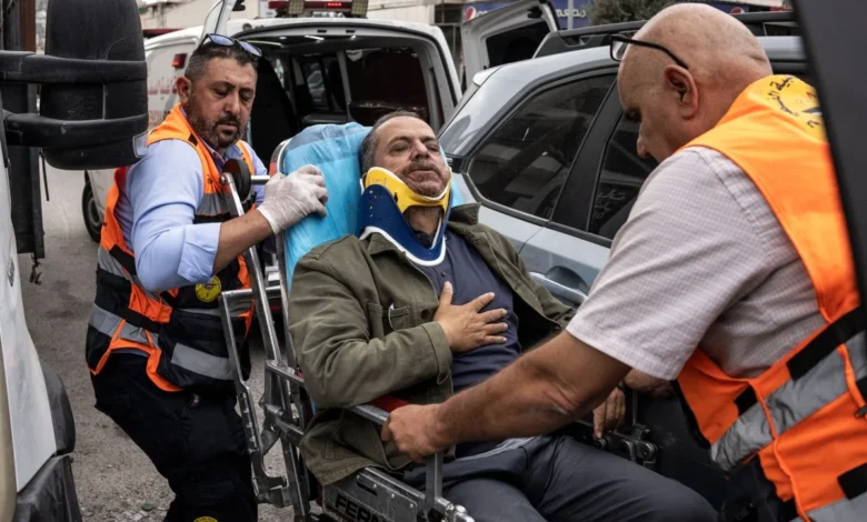 Fotógrafo da AFP é agredido por colonos armados na Cisjordânia