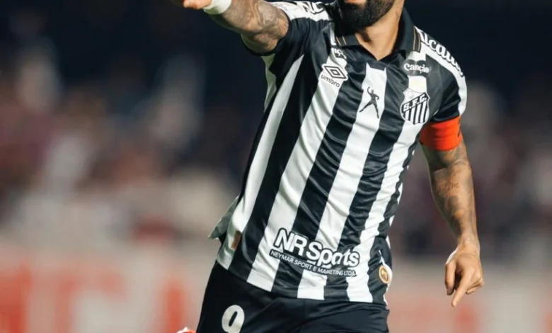 Gabigol brilha no Morumbis e Santos vira clássico contra o São Paulo