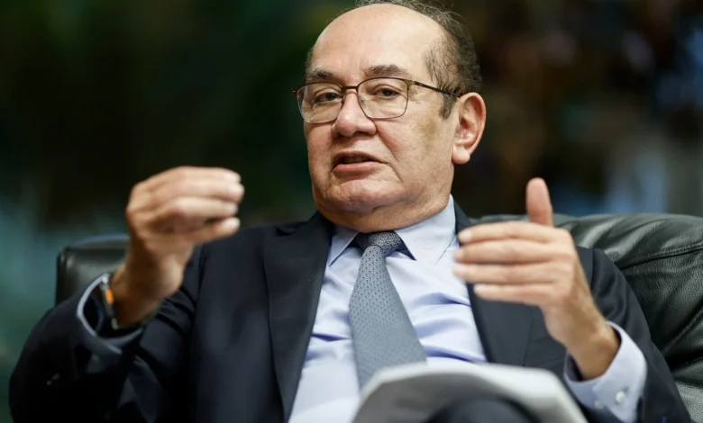 Gilmar mendes cobra vigilância da justiça eleitoral contra abusos de big techs