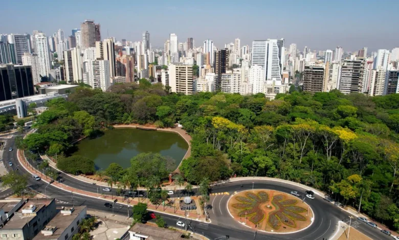 Goiânia celebra 93 anos com shows gratuitos de Israel Novaes no Bosque dos Buritis