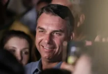 Goiás lidera virada eleitoral nacional em favor de Flávio Bolsonaro
