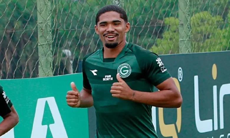 Goiás sofre baixa de Kadu Sousa por lesão muscular antes de duelo contra o Operário-pr