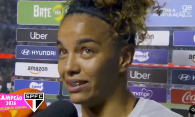 Goleira do São Paulo declara posição política após título do Brasileirão Feminino