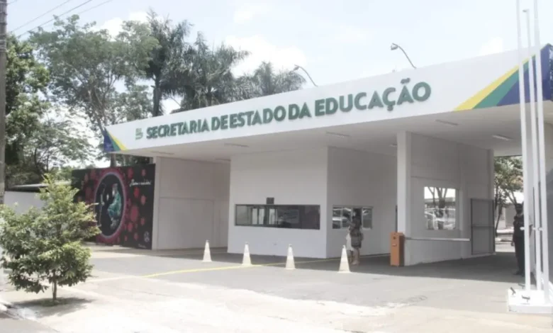 Governo convoca duzentos e cinquenta aprovados em concurso da Educação