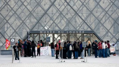 Governo francês veta atos em pontos estratégicos de Paris após violência