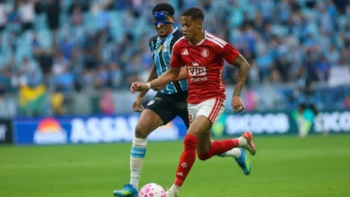 Grêmio e Internacional empatam em clássico decisivo na luta contra o rebaixamento