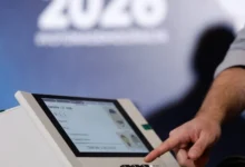 Guia das Eleições 2026 explica a sequência de cargos na urna e como votar com segurança