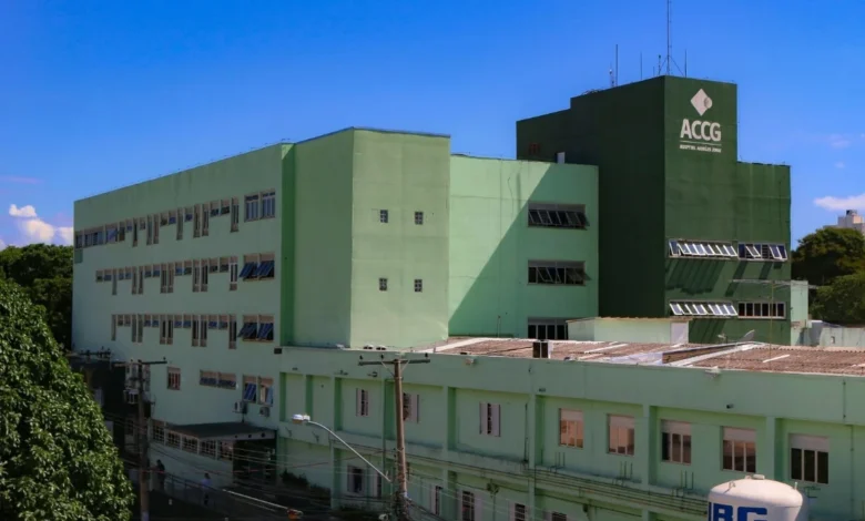 Hospital Araújo Jorge impõe condição para pagamento de reajuste salarial cobrado por funcionários