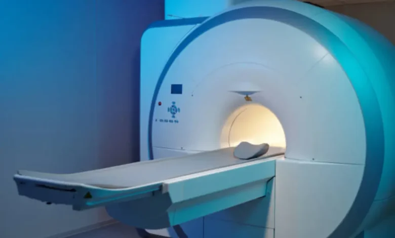 Hospital cancela ressonância de paciente com suspeita de câncer após erro em limite de peso
