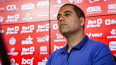 Hugo Bravo denuncia Vagas direcionadas e prejuízos ao Vila na Série B