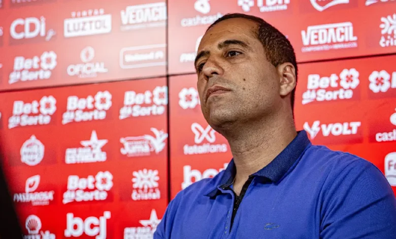 Hugo Bravo denuncia Vagas direcionadas e prejuízos ao Vila na Série B