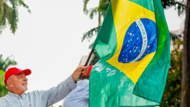 Ícones da MPB unem forças em jingle pela reeleição de Lula