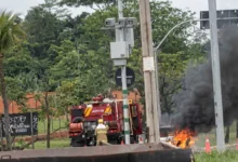 Incêndio em automóvel na Go-020 mobiliza equipe dos bombeiros