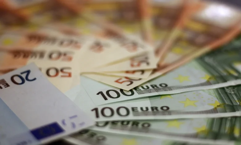 Incerteza com energia faz Banco Central Europeu manter juros em 2,50% ao ano
