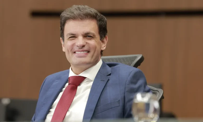 Issy Quinan pede calma e afasta pressa para a presidência da Alego
