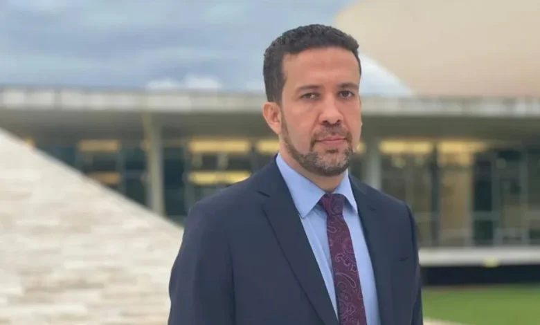 Janones celebra reativação de canal de apoio a Lula após decisão do TSE