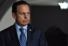 João doria sinaliza voto em flávio bolsonaro e surpreende cenário político