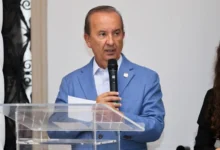 Jorginho Mello garante novo mandato em Santa Catarina com vitória expressiva no primeiro turno