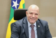 Juiz Leandro Crispim lidera TJGO e entra na linha de sucessão do governo goiano