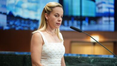 Julianni Santana assume Diretoria Legislativa da Alego a convite de Bruno Peixoto