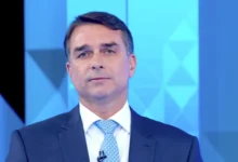 Justiça argentina manda preservar imagens da passagem de Flávio Bolsonaro pelo país