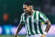 Juventude busca empate com gol de Lucas Alves em Goiânia em partida marcada por cartões vermelhos
