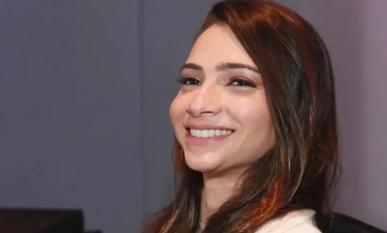 Laís Souza compartilha trajetória de superação em evento no Teatro Goiânia