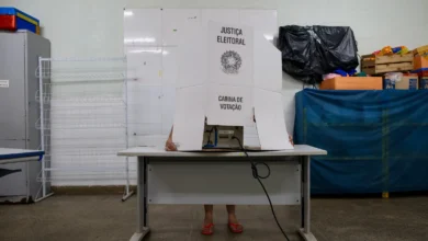 Logística e montagem das urnas eletrônicas marcam a véspera das Eleições 2026