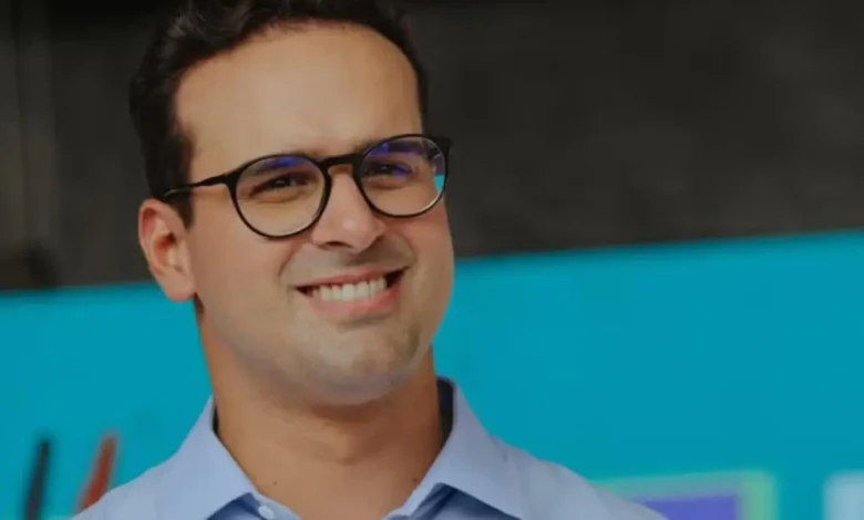 Lucas Ribeiro é eleito governador da Paraíba em primeiro turno