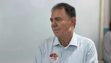 Luis Cesar Bueno registra voto em Goiânia e projeta resultado positivo nas urnas