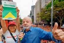 Lula anuncia recurso judicial contra suspensão do canal Exército do Lula pelo TSE