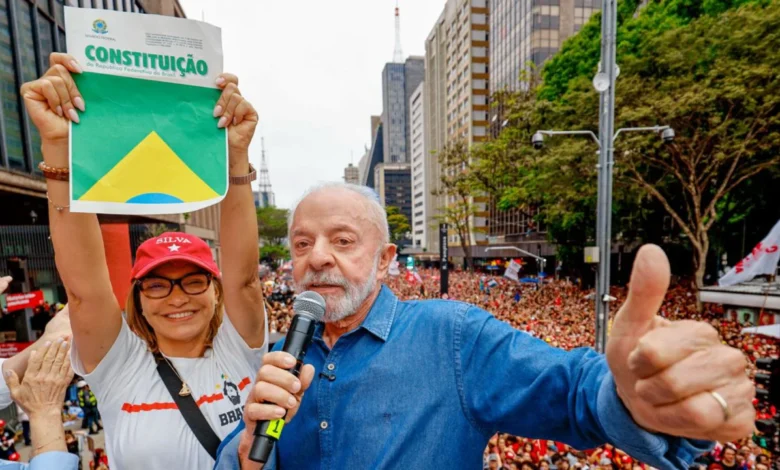 Lula anuncia recurso judicial contra suspensão do canal Exército do Lula pelo TSE