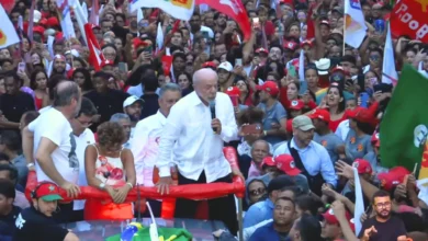 Lula coloca emissora sob suspeição e aponta conflito com cúpula