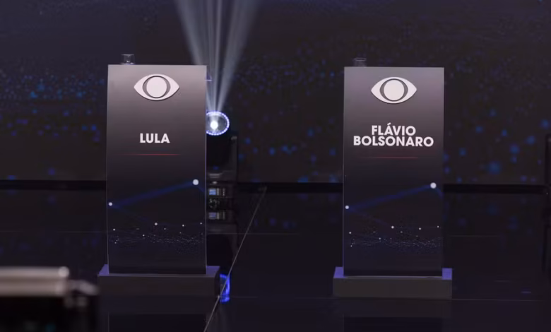 Lula confirma ida à Band para debate com púlpito vazio após recusa de Flávio Bolsonaro