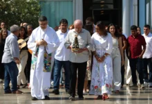 Lula defende respeito à fé em missa de Nossa Senhora Aparecida no Alvorada