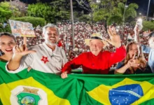 Lula destaca vitória de Elmano de Freitas no Ceará durante ato em Natal
