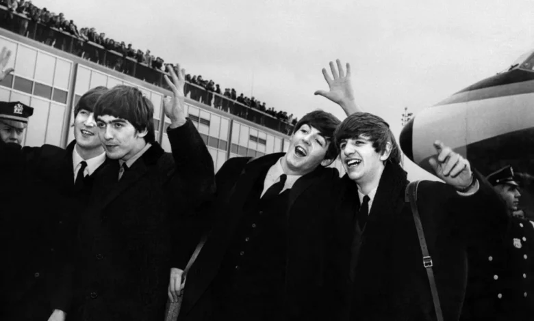 Magical Mystery Tour: o audacioso e caótico experimento cinematográfico dos Beatles