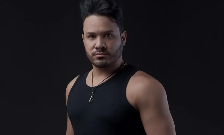 Marcelo Martins renova carreira musical com foco em composições românticas