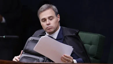 Mendonça determina que CUT remova publicações contra Flávio Bolsonaro