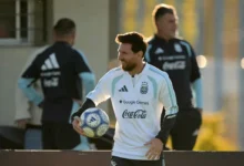 Messi se despede da seleção argentina em amistoso histórico no Monumental