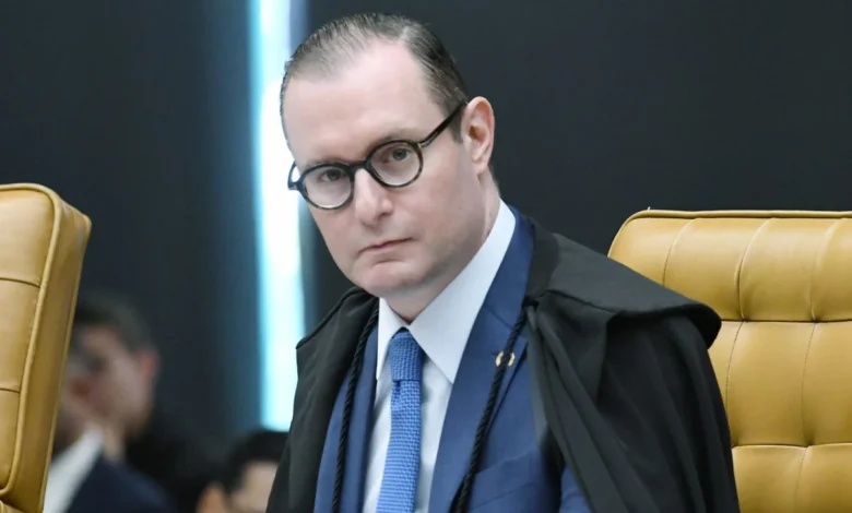 Ministro do supremo tribunal federal cobra explicações sobre votação fluminense