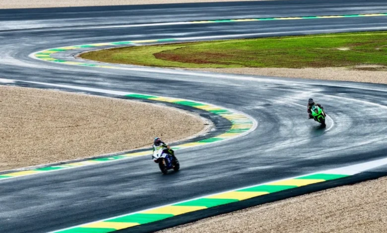 Motovelocidade internacional agita o autódromo com pilotos de diversos países