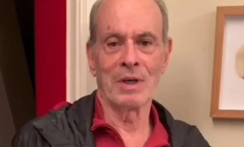 Ney Matogrosso pausa carreira nos palcos após procedimento cirúrgico