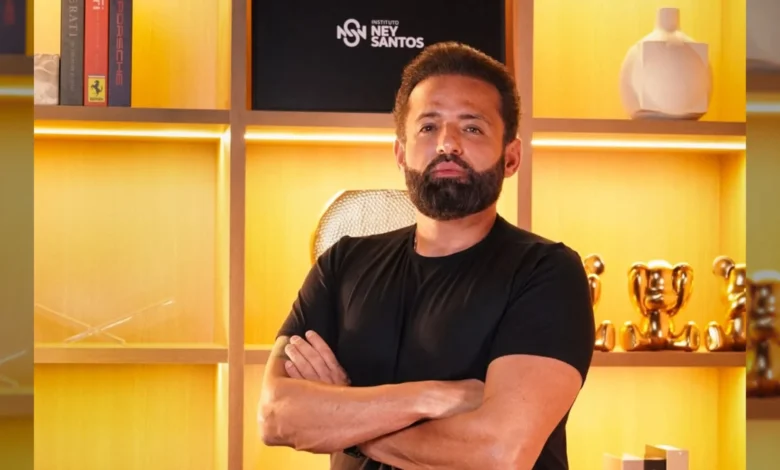 Ney Santos eleito deputado federal enfrenta investigações por suposta ligação com facção