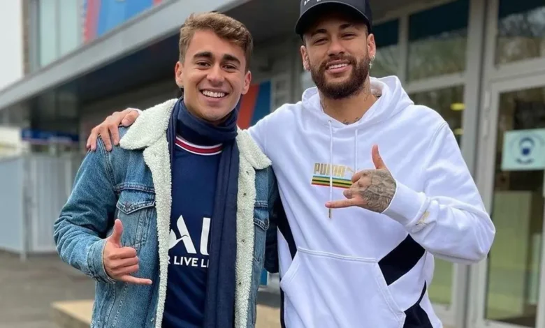 Neymar interage com Nikolas Ferreira após votação no primeiro turno