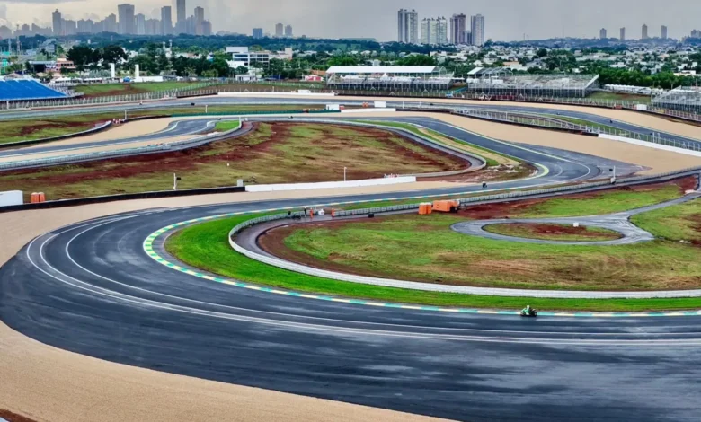 Nova fase do autódromo de goiânia prepara pista para receber provas de esporte a motor