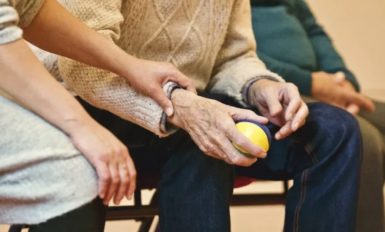 Novo medicamento para Parkinson recebe aprovação nos Estados Unidos