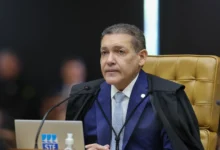 Nunes Marques convoca Lula e Flávio Bolsonaro para reunião no TSE